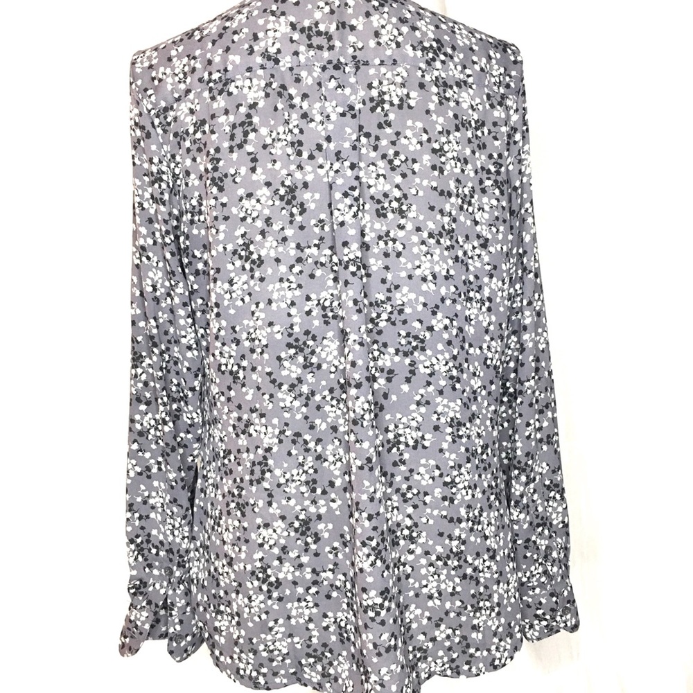 Banana Republic Women’s Button Down Top Size M